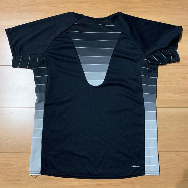 adidas(アディダス)のアディダス　スポーツウェア　Tシャツ　レディースL スポーツ/アウトドアのテニス(ウェア)の商品写真