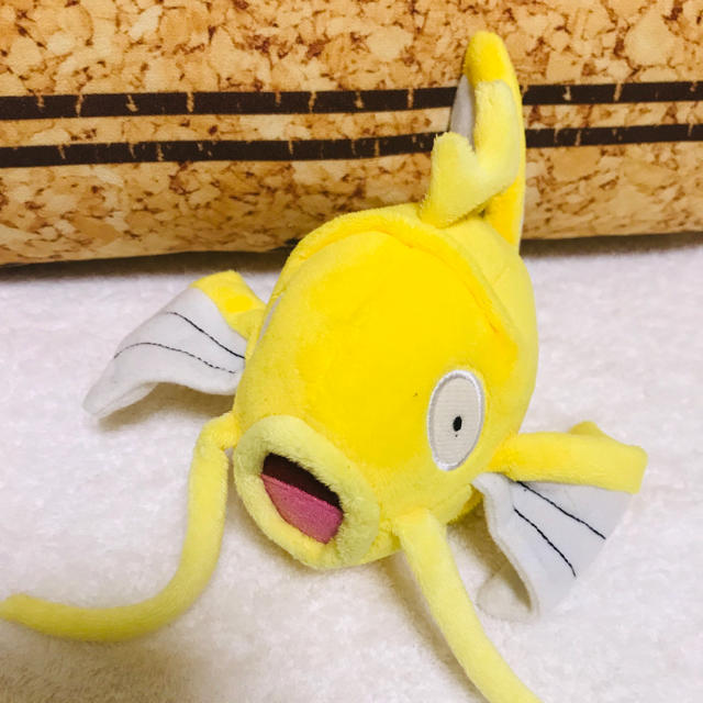 ポケモン 金のコイキング ぬいぐるみ ポケモンセンター商品の ポケモン 金のコイキング ぬいぐるみ ポケモンセンター商品の