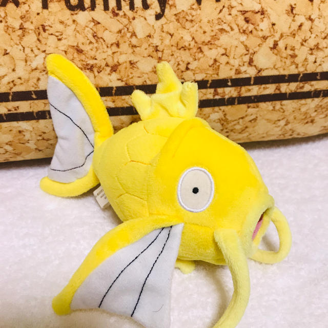 ポケモン 金のコイキング ぬいぐるみ ポケモンセンター商品の ポケモン 金のコイキング ぬいぐるみ ポケモンセンター商品の