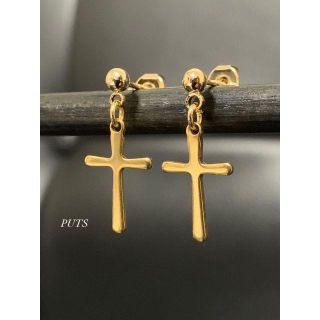 クロムハーツ(Chrome Hearts)の【ベーシッククロスピアス ゴールド 2個セット】クロムハーツ好きに♪(ピアス(両耳用))