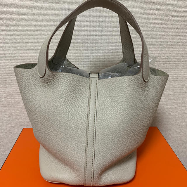 Hermes(エルメス)のHERMES  エルメス  ピコタンロックMM ピコタン22  レディースのバッグ(ハンドバッグ)の商品写真