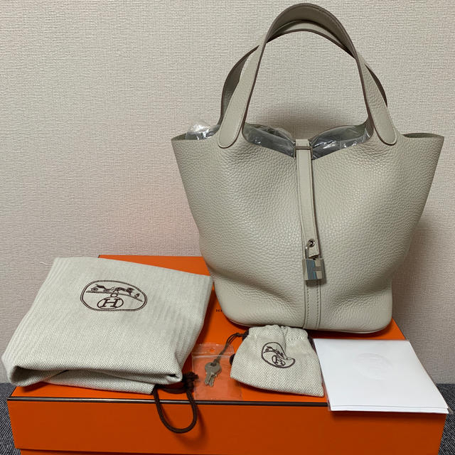 Hermes(エルメス)のHERMES  エルメス  ピコタンロックMM ピコタン22  レディースのバッグ(ハンドバッグ)の商品写真