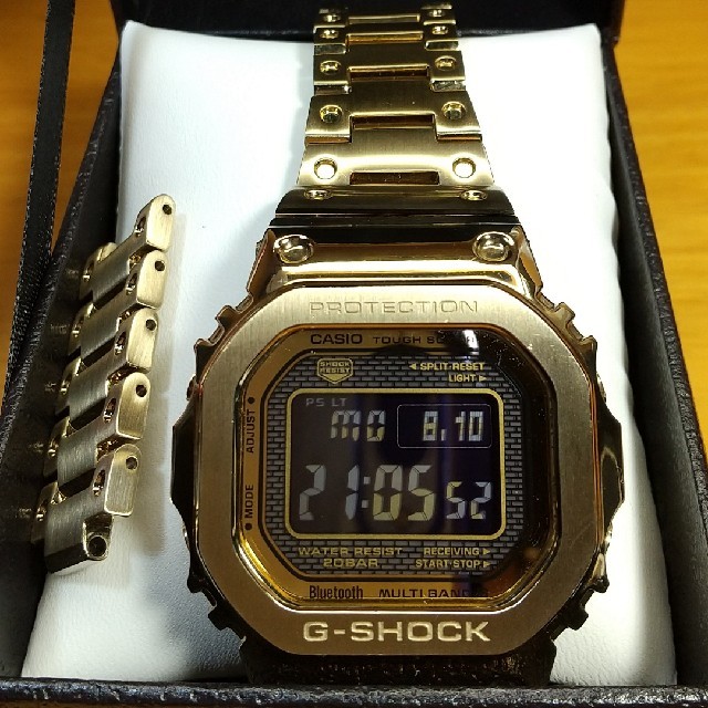 G-SHOCK(ジーショック)のCASIO G-SHOCK GMW-B5000GD-9JF メンズの時計(腕時計(デジタル))の商品写真