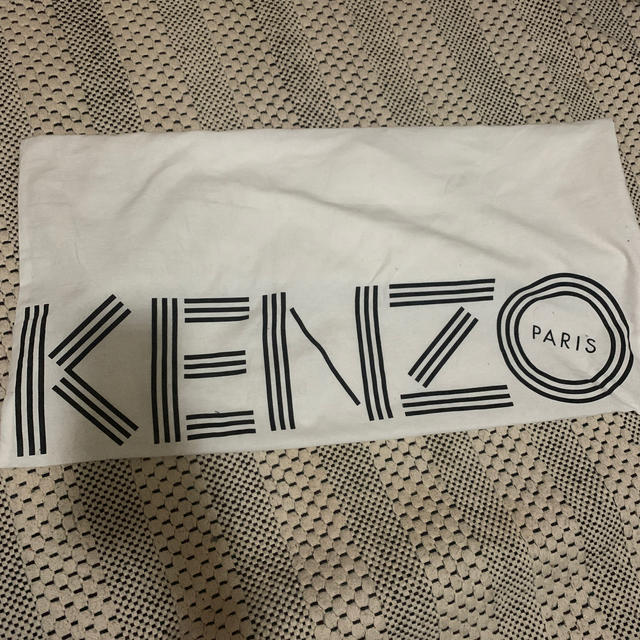 KENZO(ケンゾー)のKENZO 完売 カゴバッグ　ポーチ付き レディースのバッグ(かごバッグ/ストローバッグ)の商品写真