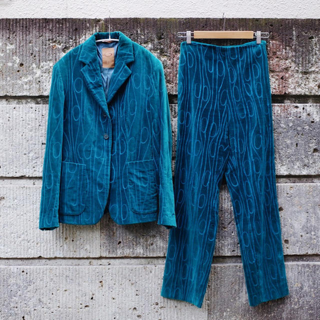 90's Vintage Velvet pantsuit by GIGLIROMEOGIGLIの90