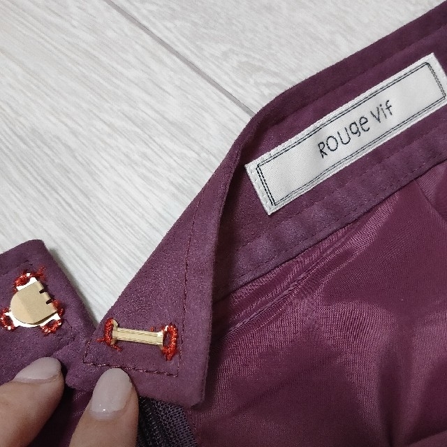 Rouge vif(ルージュヴィフ)の【mrsy様専用】Rouge vif スエードタイトスカート＊ベリーピンク レディースのスカート(ロングスカート)の商品写真