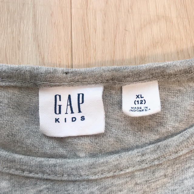 GAP Kids(ギャップキッズ)のGAP KIDS ギャップキッズ レースタンクトップ  キッズ/ベビー/マタニティのキッズ服女の子用(90cm~)(Tシャツ/カットソー)の商品写真