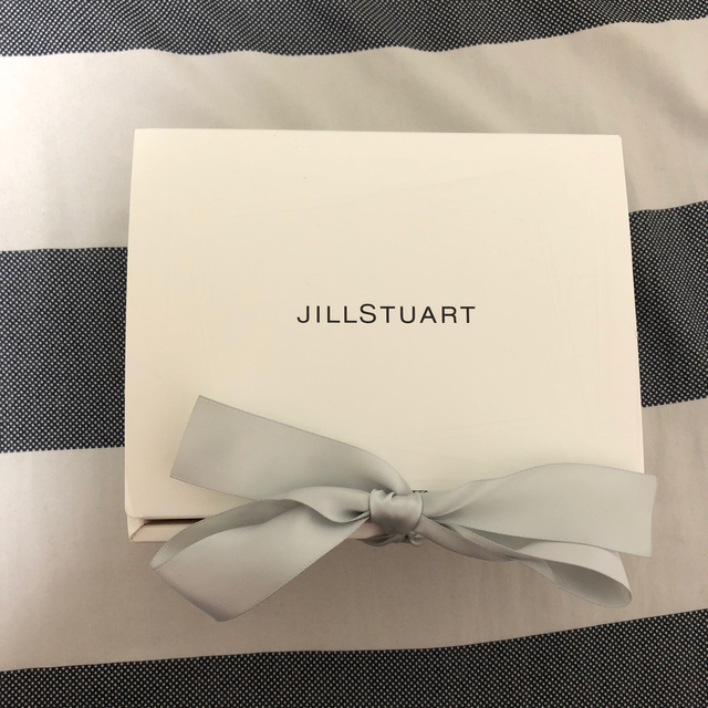 JILLSTUART(ジルスチュアート)のジルスチュアート　リップバーム　ホワイトフローラル コスメ/美容のスキンケア/基礎化粧品(リップケア/リップクリーム)の商品写真