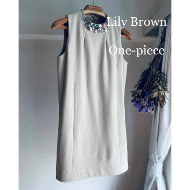 Lily Brown(リリーブラウン)のLily Brown/ビジューワンピース レディースのワンピース(ミニワンピース)の商品写真