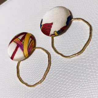 ハンドメイド　カボションピアス(ピアス)