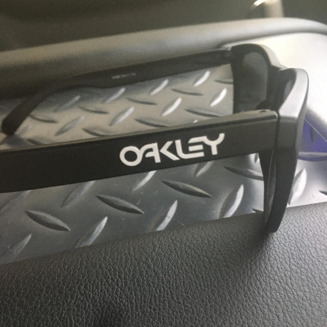 Oakley(オークリー)のオークリーサングラス メンズのファッション小物(サングラス/メガネ)の商品写真