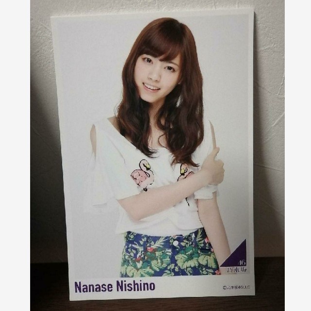 ⑩ 【希少】西野七瀬 ポストカード (デビュー当時 白Tシャツ version) エンタメ/ホビーのタレントグッズ(アイドルグッズ)の商品写真