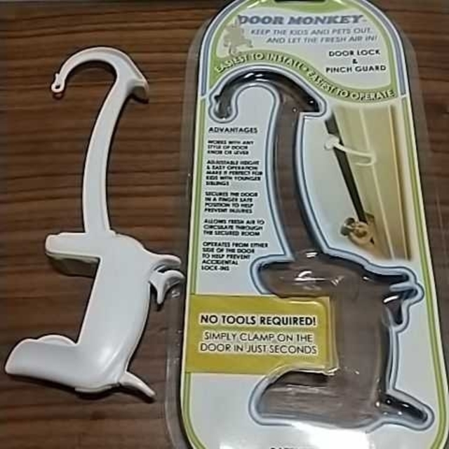 DOOR MONKEY Child Proof Door Lock & Pinch Guard - For Door