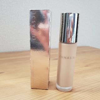 ルナソル(LUNASOL)のLUNASOL グロウイングウォータリーオイルリクイド01 Light 30ml(ファンデーション)