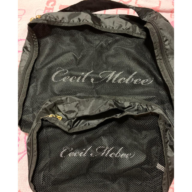 CECIL McBEE(セシルマクビー)のCECIL McBEE☆新品☆最新☆トラベルポーチ4点セット☆ レディースのファッション小物(ポーチ)の商品写真