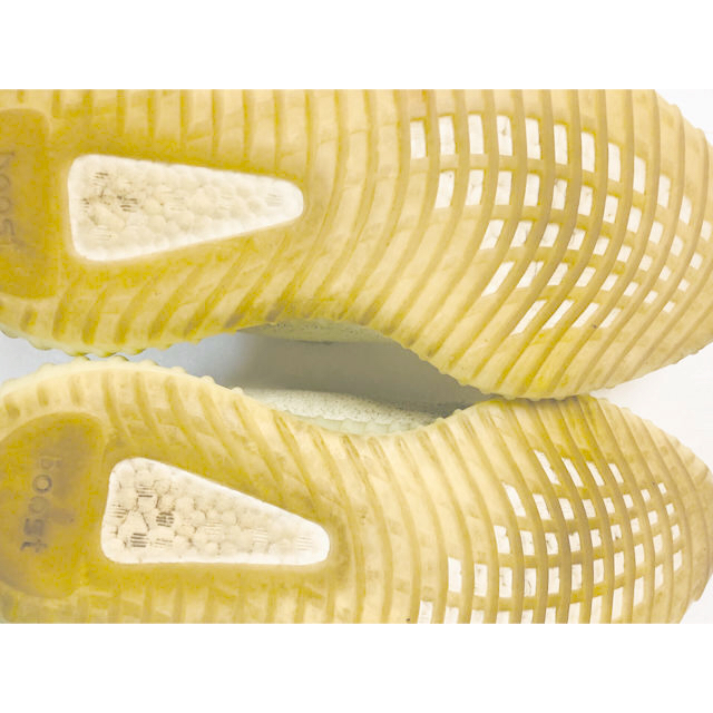 adidas(アディダス)のyeezy boost 350 v2 butter メンズの靴/シューズ(スニーカー)の商品写真