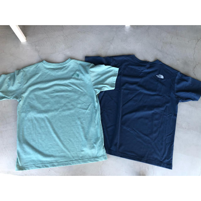 THE NORTH FACE(ザノースフェイス)の新品！未使用！ノースフェイスのTシャツ2枚セット メンズのトップス(Tシャツ/カットソー(半袖/袖なし))の商品写真