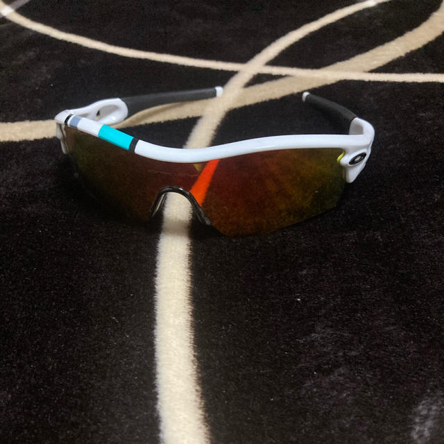 Oakley(オークリー)のoakley スポーツサングラス メンズのファッション小物(サングラス/メガネ)の商品写真