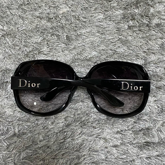 Christian Dior(クリスチャンディオール)のクリスチャンディオール　Dior サングラス　グロッシー レディースのファッション小物(サングラス/メガネ)の商品写真