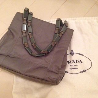 プラダ(PRADA)のプラダナイロンバッグ(ハンドバッグ)