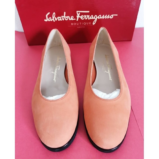 Salvatore Ferragamo(サルヴァトーレフェラガモ)の超 美 品！フェラガモ ラットシューズ 80200803 レディースの靴/シューズ(ハイヒール/パンプス)の商品写真