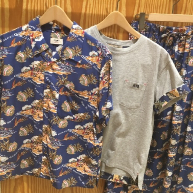 BEAMS(ビームス)の【最終値下げ】BEAMS mini アロハ　90 キッズ/ベビー/マタニティのキッズ服男の子用(90cm~)(Tシャツ/カットソー)の商品写真