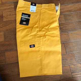 ディッキーズ(Dickies)の.＿.9様専用　　Ｄickies  ハーフパンツ(ショートパンツ)