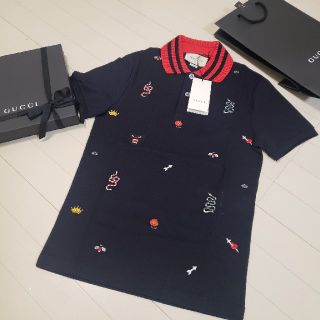 グッチ(Gucci)の新品未使用 プレゼント梱包 GUCCI グッチ ポロシャツ　S 　ネイビー　正規(ポロシャツ)