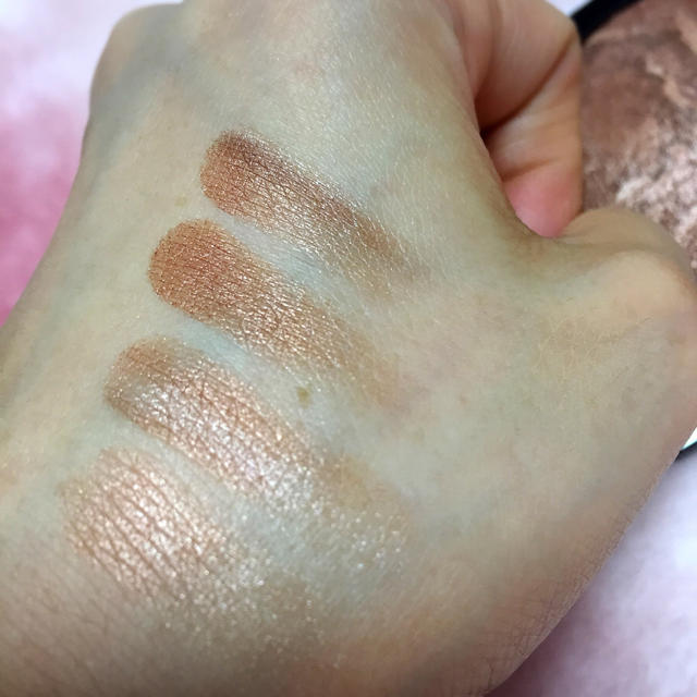 REVLON(レブロン)のレブロンカラーステイ日本未発売ブロンザー コスメ/美容のベースメイク/化粧品(チーク)の商品写真