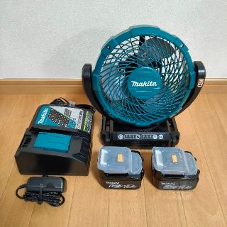 マキタ(Makita)のマキタ 充電式ファン CF102D セット販売(扇風機)