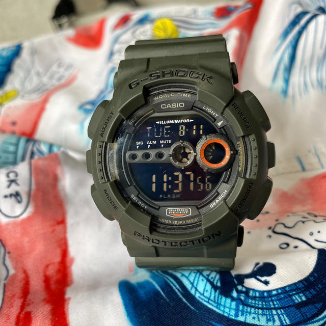 G-SHOCK(ジーショック)のG-SHOCK 海外モデル　GD-100MS 生産終了モデル メンズの時計(腕時計(デジタル))の商品写真