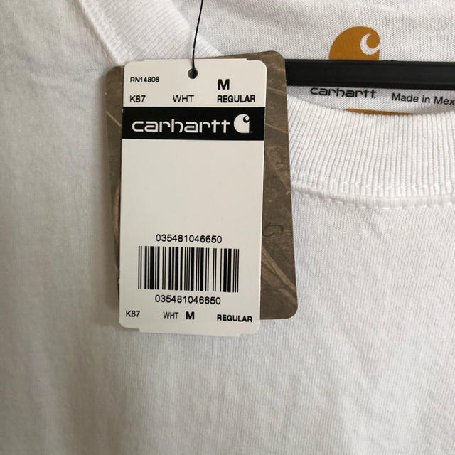 carhartt(カーハート)のカーハート　白　Tシャツ メンズのトップス(Tシャツ/カットソー(半袖/袖なし))の商品写真