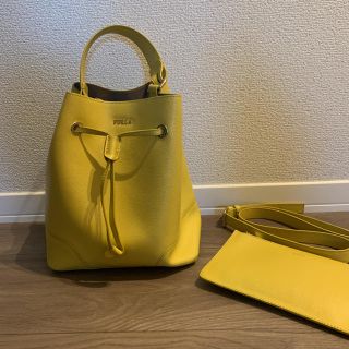 フルラ(Furla)の【最終値下げ】FURLA☆ステイシー　イエローハンドバッグ(ハンドバッグ)