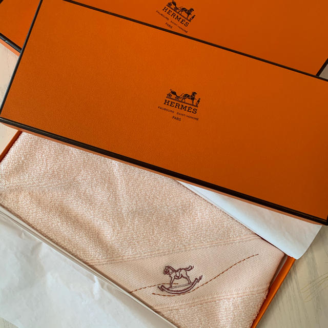 Hermes(エルメス)のご専用⭐︎ レディースのファッション小物(ハンカチ)の商品写真