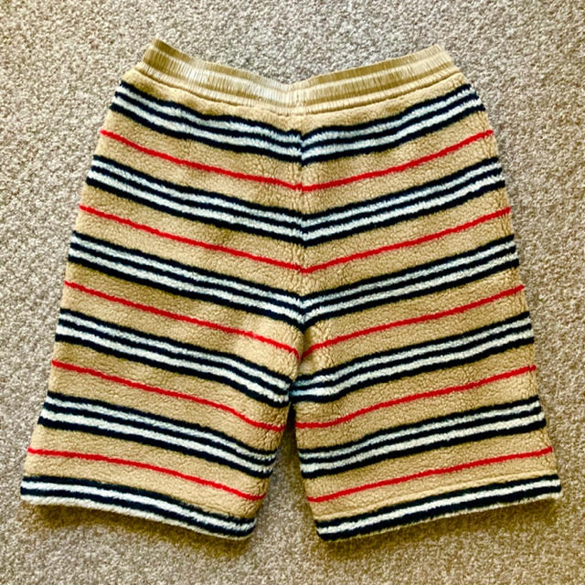 BURBERRY(バーバリー)の新品【 BURBERRY 】Icon Stripe Fleece Shorts メンズのパンツ(ショートパンツ)の商品写真