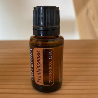 ドテラ　フランキンセンス　アロマオイル　未開封　15ml (アロマオイル)