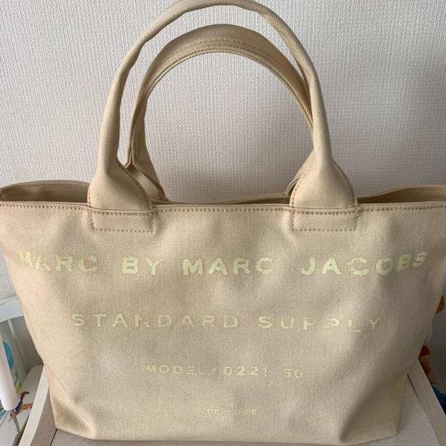 MARC BY MARC JACOBS(マークバイマークジェイコブス)のMARC JACOBS トートバッグ レディースのバッグ(トートバッグ)の商品写真