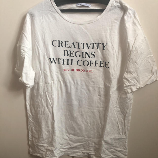 ZARA(ザラ)のZARAのプリントTシャツ レディースのトップス(Tシャツ(半袖/袖なし))の商品写真