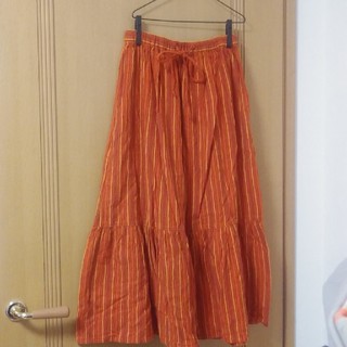 夕焼け色のロングスカート(ロングスカート)