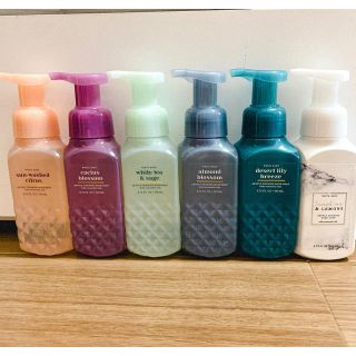 バスアンドボディーワークス(Bath & Body Works)の⭐️【自由組み合わせ2本】ラスト2本❗️❗️最新シリーズ泡ハンドソープ⭐️(ボディソープ/石鹸)