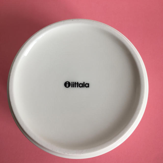 iittala(イッタラ)のイッタラ　プルヌッカ　ジャー　ホワイト インテリア/住まい/日用品のキッチン/食器(容器)の商品写真