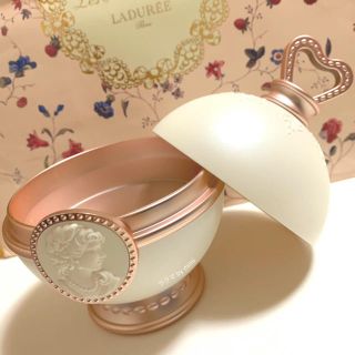 LADUREE - 未使用 リミテッド フェイスパウダーポット LADUREEの通販 ...