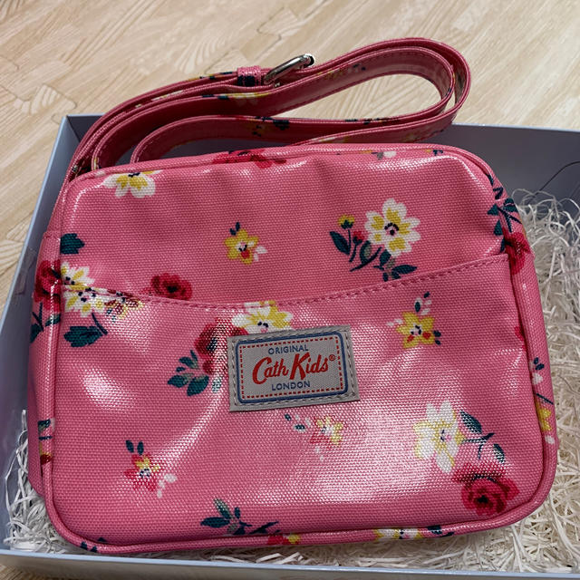 Cath Kidston(キャスキッドソン)のキャスキットソン　バッグ・ヘアピン　新品未使用 レディースのバッグ(ショルダーバッグ)の商品写真