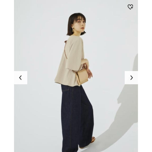 UNIQLO(ユニクロ)のUNIQLO フレアスリーブ ブラウス レディースのトップス(シャツ/ブラウス(長袖/七分))の商品写真