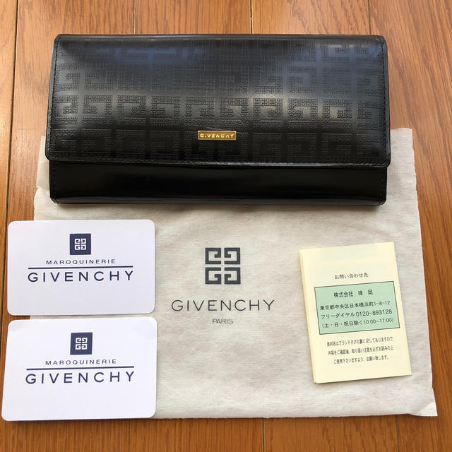 GIVENCHY財布 値下げしました