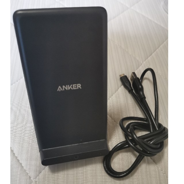 Anker ワイヤレス充電器 スマホ/家電/カメラのスマートフォン/携帯電話(バッテリー/充電器)の商品写真