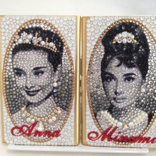 SWAROVSKI(名刺入れ/定期入れ)のフリマアイテム一覧 SWAROVSKI(名刺入れ/定期入れ)のフリマアイテム一覧