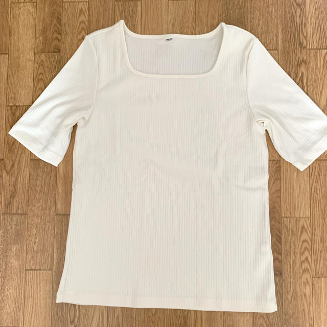 UNIQLO(ユニクロ)のリブスクエアネックT（5分袖）Mサイズ レディースのトップス(Tシャツ(半袖/袖なし))の商品写真
