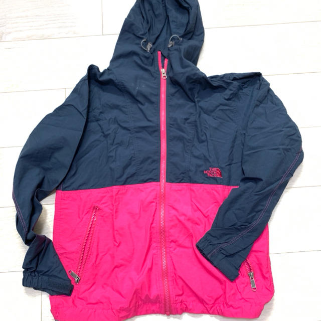 THE NORTH FACE(ザノースフェイス)のNORTH ノースフェイス マウンテンパーカー レディースのジャケット/アウター(ナイロンジャケット)の商品写真