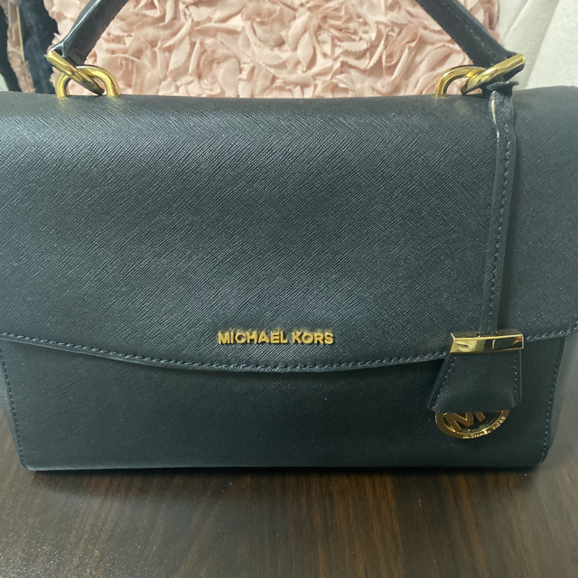 Michael Kors(マイケルコース)の☆3/19までお取り置き中☆ MICHAEL KORS ☆ バッグ ☆ブラック☆ レディースのバッグ(ハンドバッグ)の商品写真